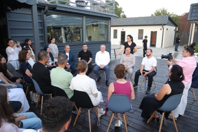 9 августа, Президент Абхазии Бадра Гунба встретился с детьми турецких соотечественников, прибывшими в лагерь «Ахыштрахь»