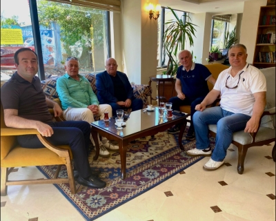 Кавказтәи акультуратә центрқәа Рфедерациа ахантәаҩы Иунал Халавеи, Аҧсадгьыл ахь ахынҳәразы аҳәынҭқарратә еилакы ахантәаҩы иабжьгаҩ Вадим Ҳаразиеи, аилак аиҿкаара-азинтә усбарҭа аиҳабы Аслан Сангәлиеи Сҭампыл ақалақь аҟны имҩаҧысит реиҧылара