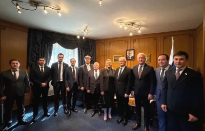 Абҵарамза 5 рзы, Арабтәи Ареспублика Египет, Каир ақ. аҟны имҩаҧысит Аҧснытәи аделегациеи Арабтәи Ареспублика Египет иҟоу Урыстәылатәи Афедерациа азинмчы нагӡа змоу ахаҭарнак Георги Борисенкои реиҧылара